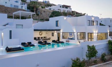 11 BD | Agios Lazaros | Black Retreat | 2 Private Pool | 3 Jacuzzi