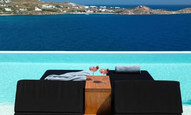 11 BD | Agios Lazaros | Black Retreat | 2 Private Pool | 3 Jacuzzi