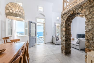 4 BD | Psarou-Agios Lazaros | Villa Luze 1 | Shared Pool
