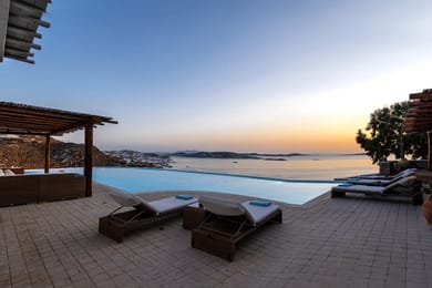 Live and Travel Greece - Image 7