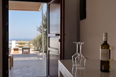 Executive Ηoneymoon Suite with Private Pool