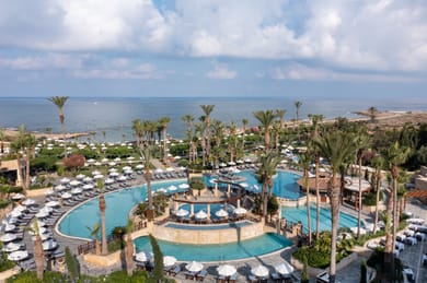 Elysium Hotel - Image 2