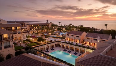 Elysium Hotel - Image 2