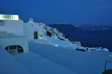Stelios Rooms Santorini - Image 2