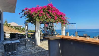 Stella Beach Hotel - Image 4