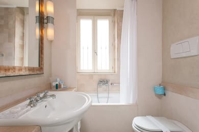 Hotel Stendhal & Luxury Suites Rome - Image 5