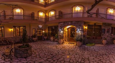 Steni Hotel Evia - Image 3