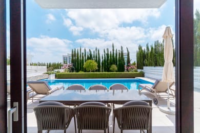 3 Bedroom Deluxe Villas