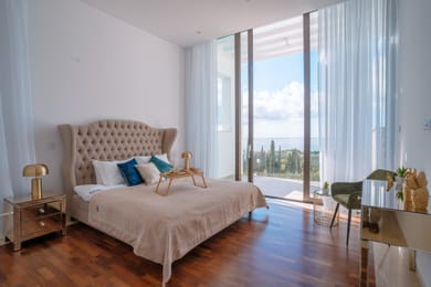 4 Bedroom Hillside Villas