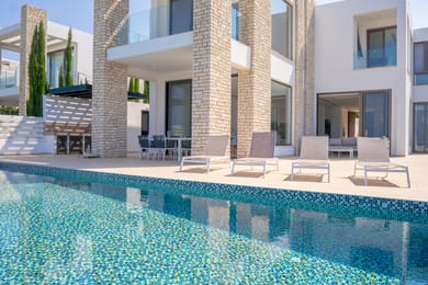 Superior 5 bedroom Sea View Villa
