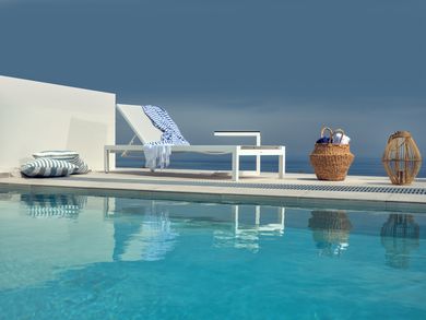 Deluxe Private Pool Suite with Sea View