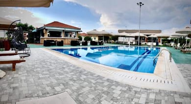 Stomio Villague - Image 3