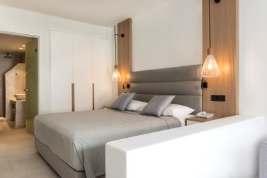 Strogili Hotel Santorini - Image 5