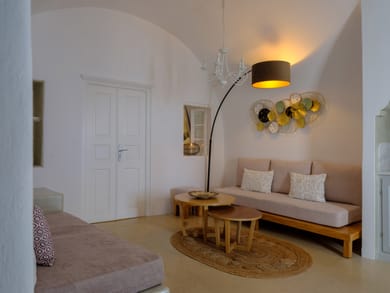 Family Cave Villa | Up to 4 Guests