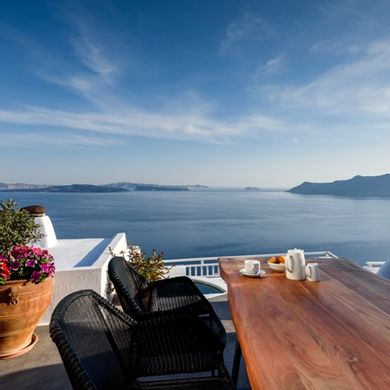 One Bedroom Villa with Hot Tub and Caldera View