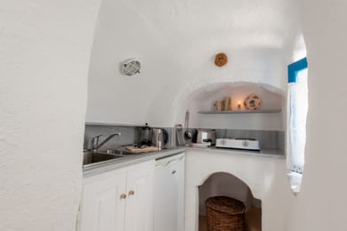 Superior Traditional Apartment with Caldera View (2-3 Adults) - Annex