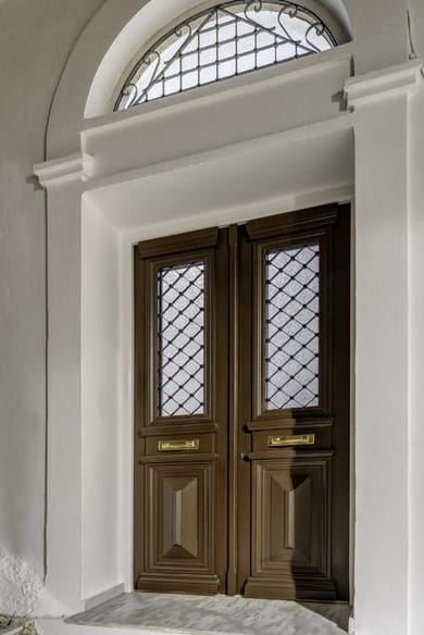 1844 Suites - Image 5