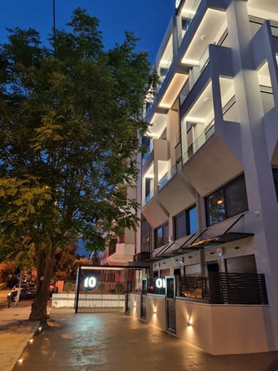 10 Apartments & Suites Athens - Image 5