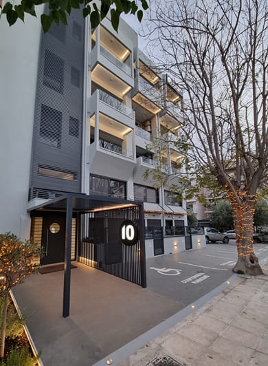 10 Apartments & Suites Athens - Image 6