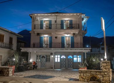 Summer Bed Nydri Lefkada - Image 2