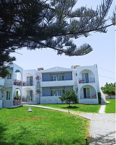 Summer Dream Hotel - Image 3