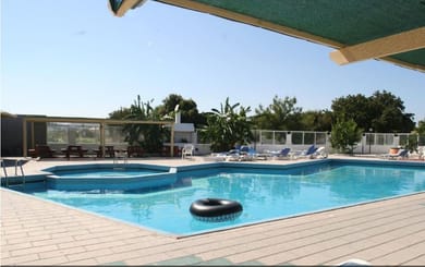 Summer Dream Hotel - Image 2