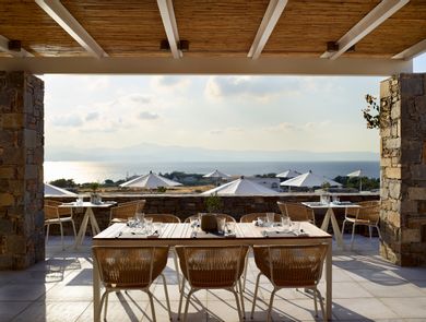 Summer Senses Luxury Resort Paros - Image 3