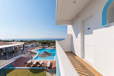 Summer View Hotel - Image 6