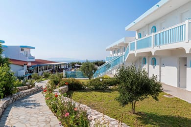 Summer View Hotel - Image 7