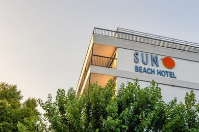 Sun Beach Hotel - Image 7