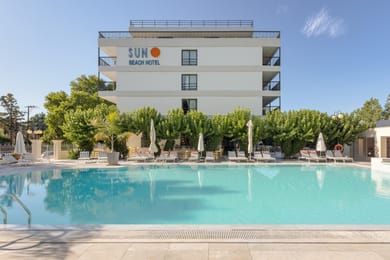 Sun Beach Hotel - Image 2