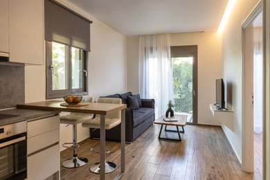 Superior private jacuzzi suite