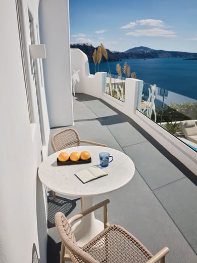 Master Suite with Infinity Pool