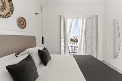 Double Room with Partial Sea View