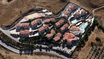 Sunrise Resort Hotel - Image 5