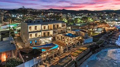 Sunset Beach Hotel - Image 4