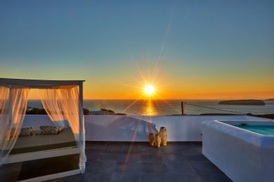 Sunset Faros Santorini - Image 3