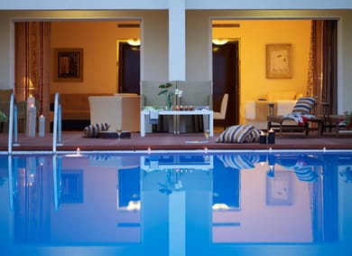 Suite Pool Front
