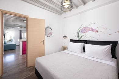 Hosting Moments Mykonos - Image 5
