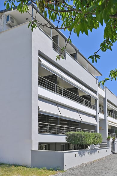 Sunshine Apartments - Image 4