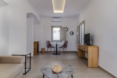 Iphigenia Suite with Hot Tub