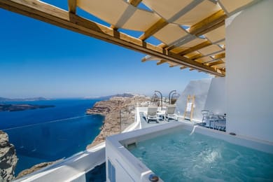 Honeymoon Suite with Caldera View & Hot Tub