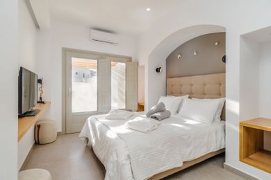 Penelope Suite with Hot Tub