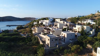 Syra Suites Syros - Image 2