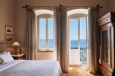 Honeymoon Suite Sea View (Main Building)