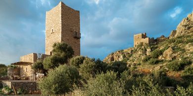 Tainaron Blue Retreat - Image 4