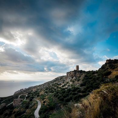 Tainaron Blue Retreat - Image 5