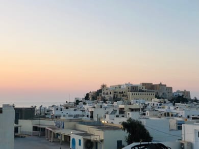 Taki's Guests - Image 6