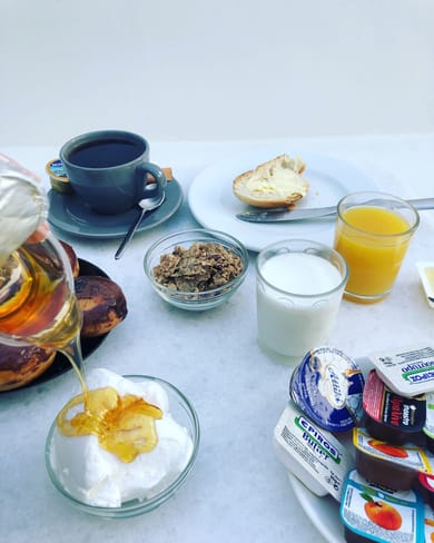 Taki's Guests - Image 7