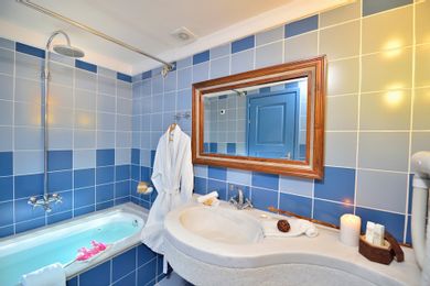 Luxury Maisonette outdoor Jacuzzi